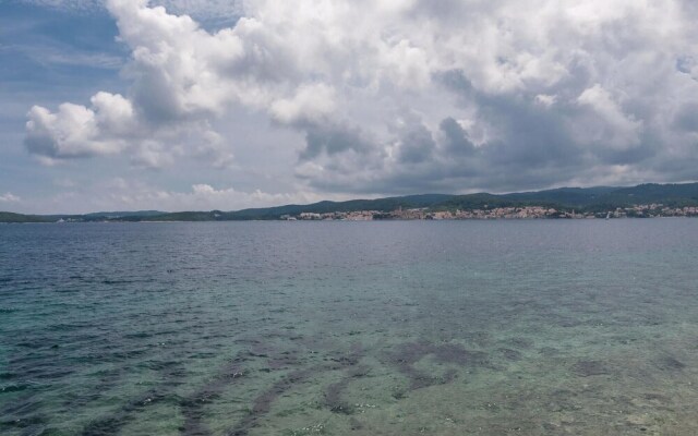 Amazing Home in Kuciste With Sauna, Wifi and 9 Bedrooms