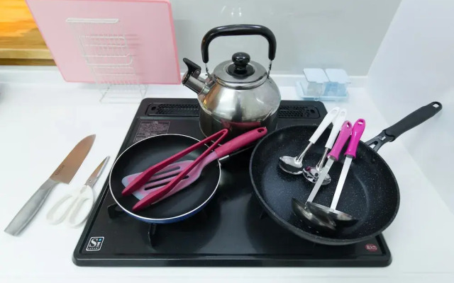 South Window Onna-son