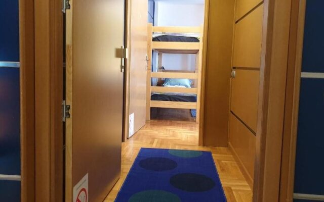 Spirit Hostel and Apartments