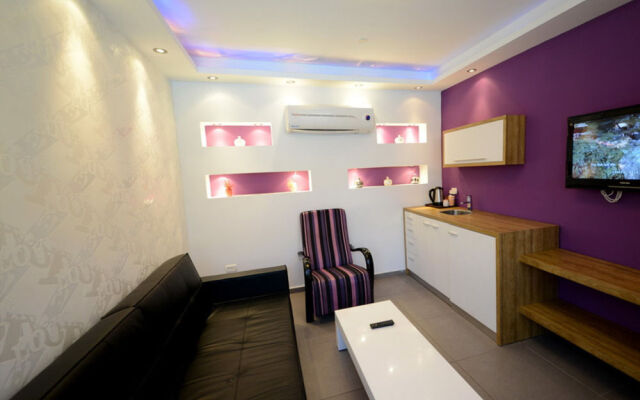 Be Center Hotel
