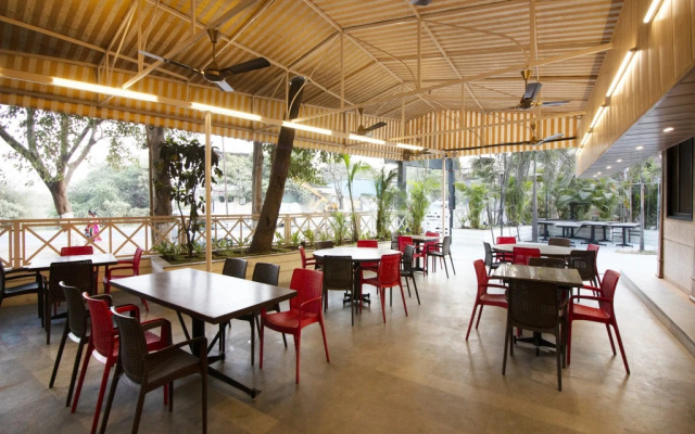 Royal Garden Resort & Lawns by OYO Rooms