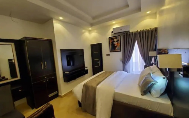 De Bullion Hotels and Suites