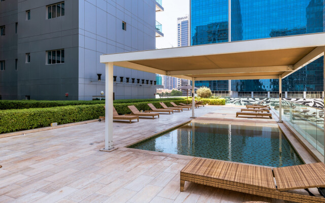 Stunning Studio Near Burj Khalifa