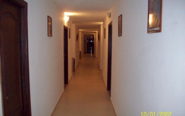 Omaima Hotel Apartments