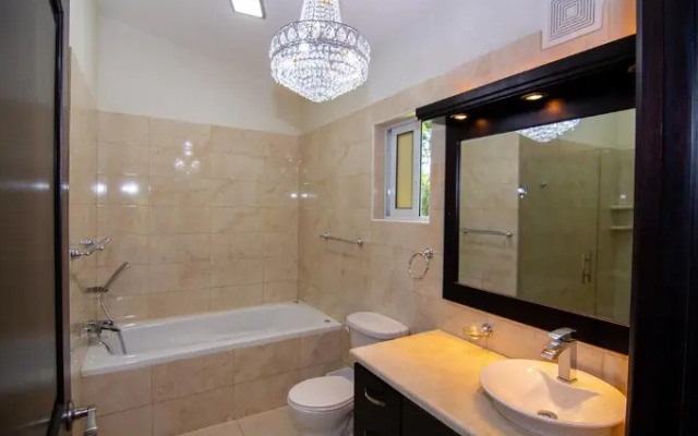Private and Spacious 5 Bedroom Villa