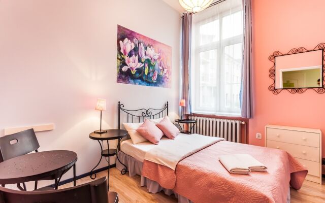 The Secret Garden Apartment II