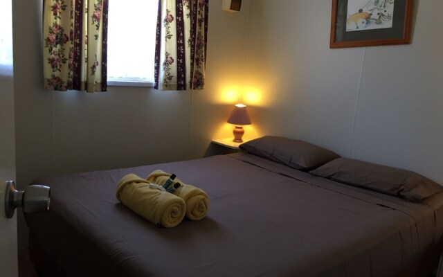 Albany Happy Days Caravan Park