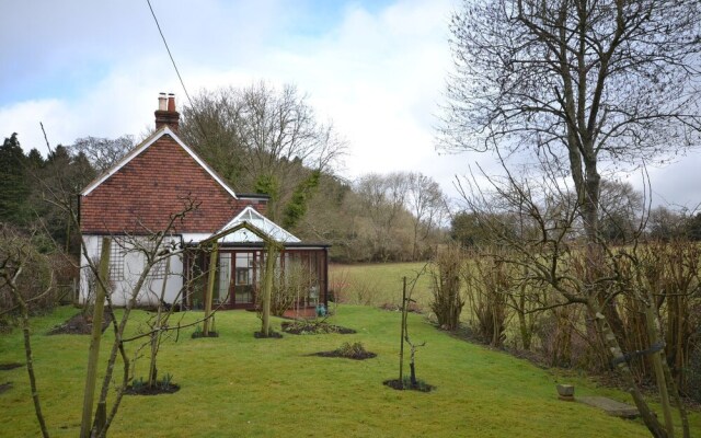 Downgate Villa, Petersfield 489346