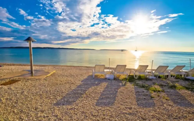 Spacious Flat With Pool Just 300m From the Beach
