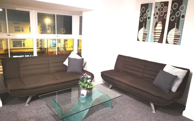 Sea View 1-bed Apartment