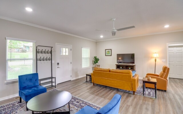 Quaint Harrison Home 2 Mi to Downtown!