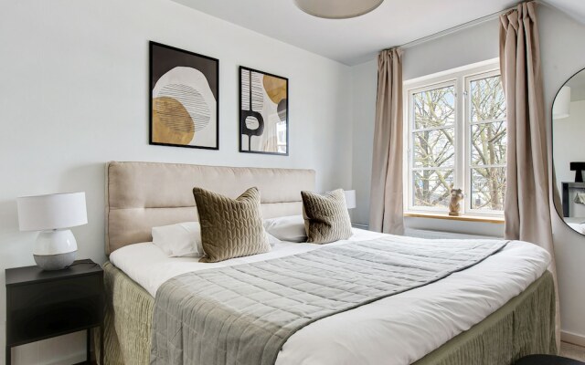 Sanders Charm - Cute 2-bdr Apt With Shared Garden
