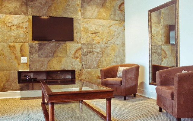 The Coach House at Val du Charron