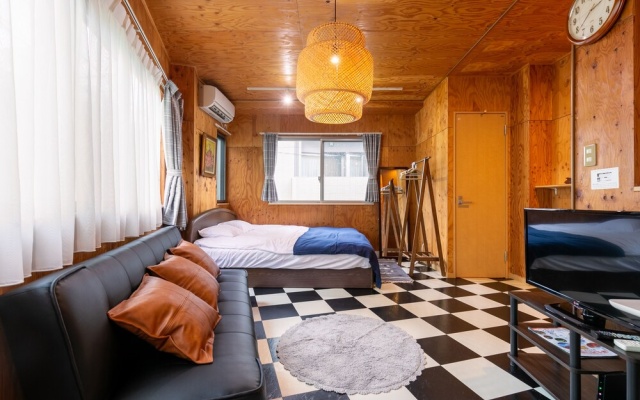 The Wood Villa Ikebukuro/Max 9 PP – Guest Rooms – Tokyo