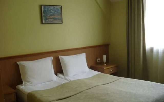 Kapri Hotel