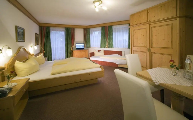 Alpenhotel Tirolerhof