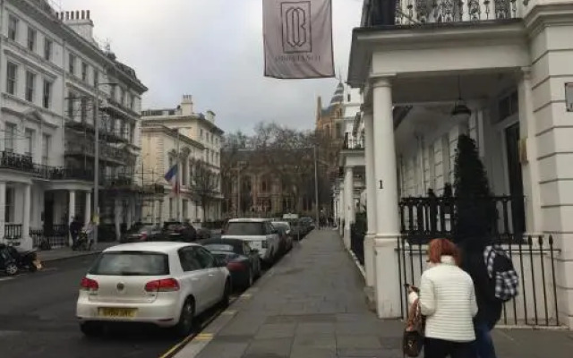 South Kensington Serviced Studio with Spa
