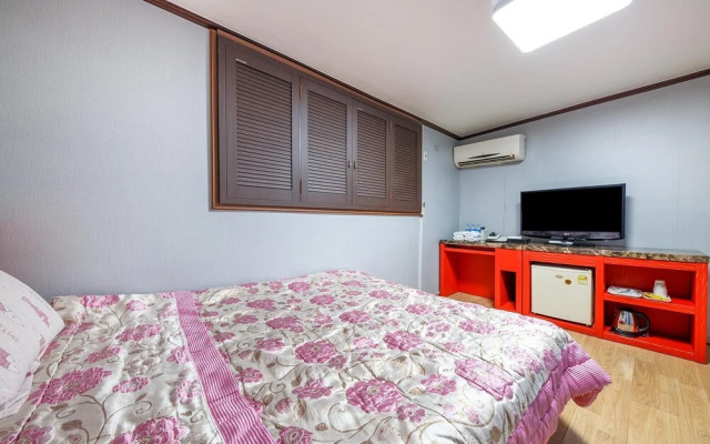 Cheonan Ramada Park