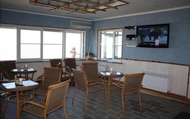 AhtariSurf Hotel