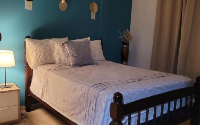 apartment B-302 in the colonial zone