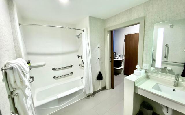 Holiday Inn Express Pineville-Alexandria Area by IHG