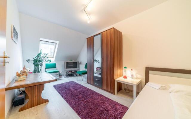 Id 6874 - Private Rooms