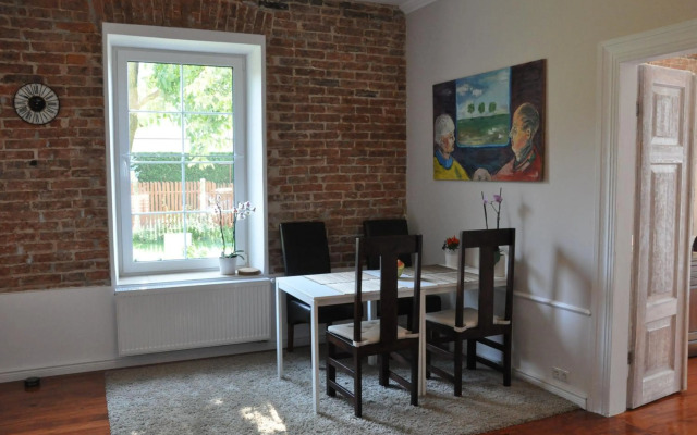 BE WELL 3-Rooms Apartment with Garden