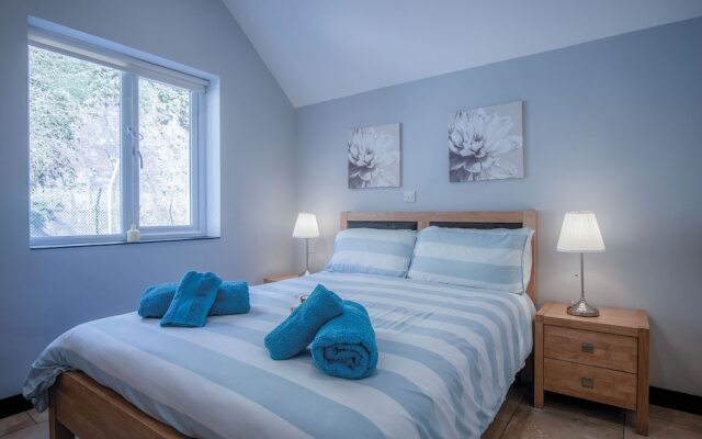 Ewyn Y Don - 2 Bedroom Apartment - Pendine