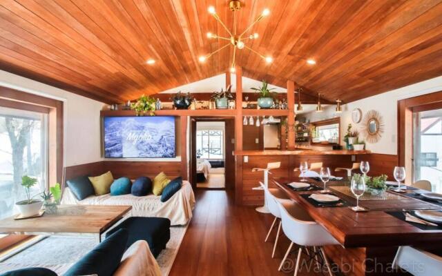 Boutique Chalet sleeps 10 - Wasabi Wonderland