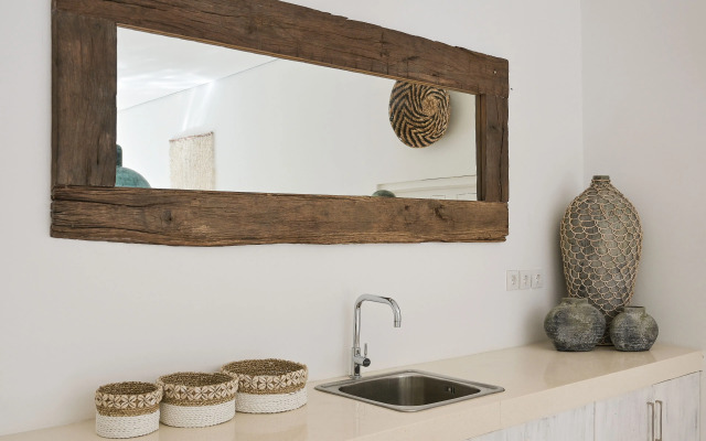 The Green Room Seminyak - Hostel