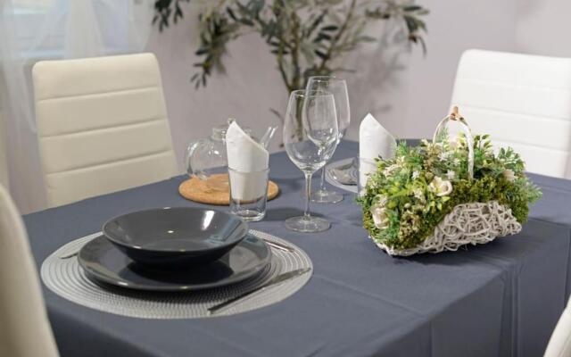 Suite in Centro Storico Porto di Savona Spiagge