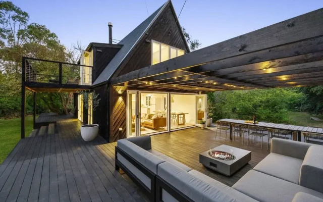 The Coast Country Cottage