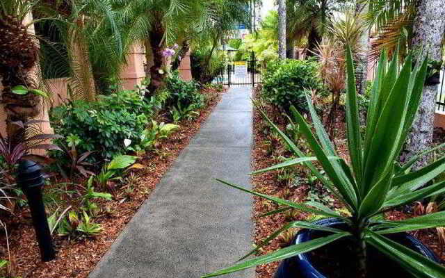 Best Western Central Plaza