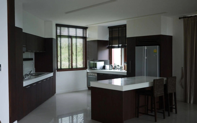 Amatapura Luxury Beachfront Resort