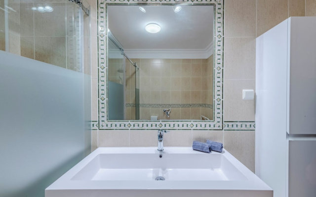Sao Rafael TownHouse with Pool