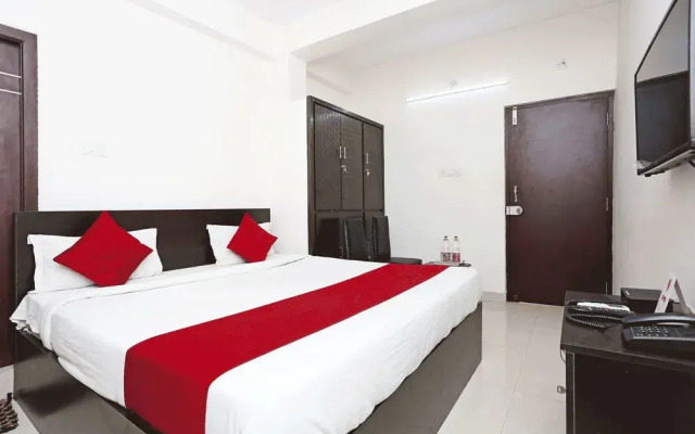 OYO 9004 S V Residency