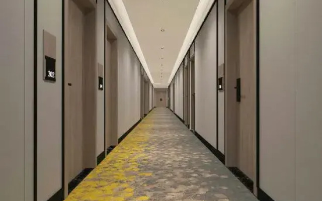 LE JU Hotel (Xinzheng Longhu Senda University Business Plaza)