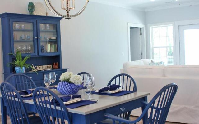 Darien Waterfront Inn