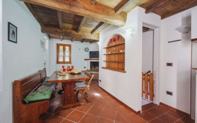 House Alessia Pietrasanta