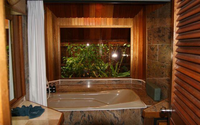 Palau Plantation Resort