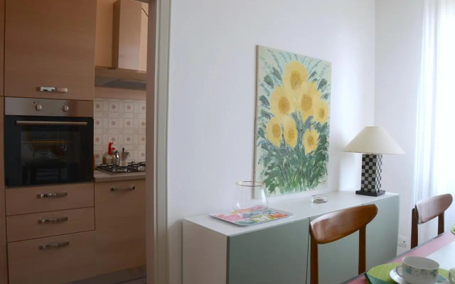 Theia Apartment