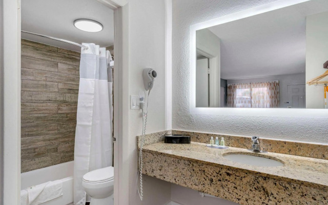 Holiday Inn Express & Suites Johnstown by IHG