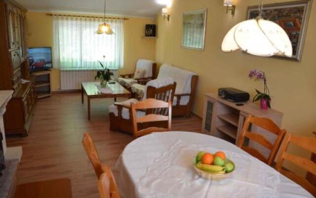 Holiday home in Tinjan/Istrien 10008