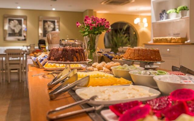 Astron Hotel Bauru by Nobile