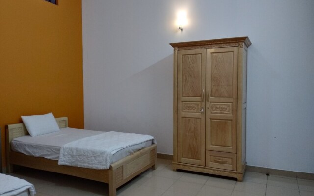 Sakura Cholon Hostel