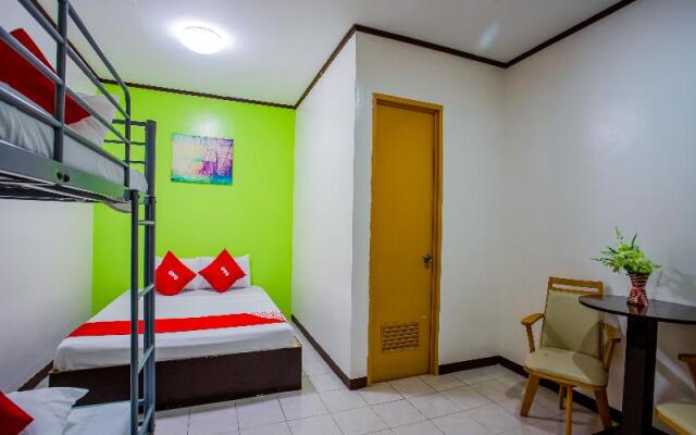 OYO 814 Laurien's Budget Hotel