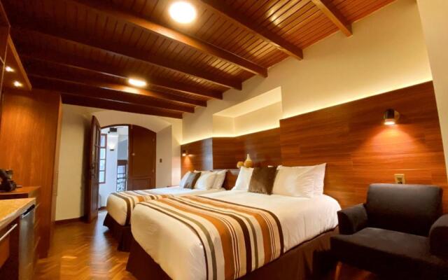 San Juan Suites