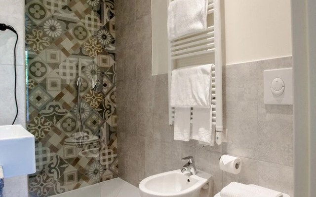 San Lorenzo Apartments