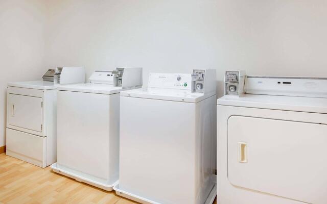 Travelodge by Wyndham Elkton University Area