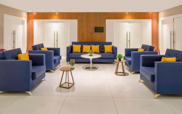 Novotel Jeddah Tahlia Street 